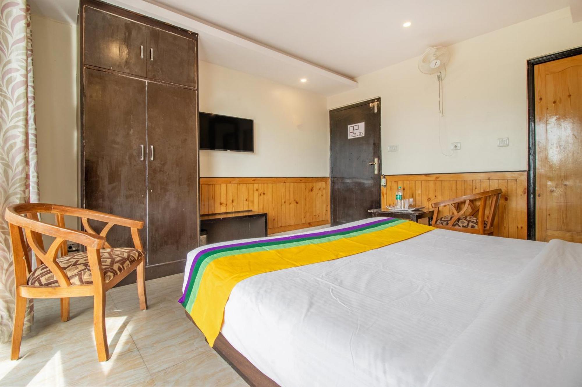 Itsy Hotels Avantika With Forest View Shimla Eksteriør billede