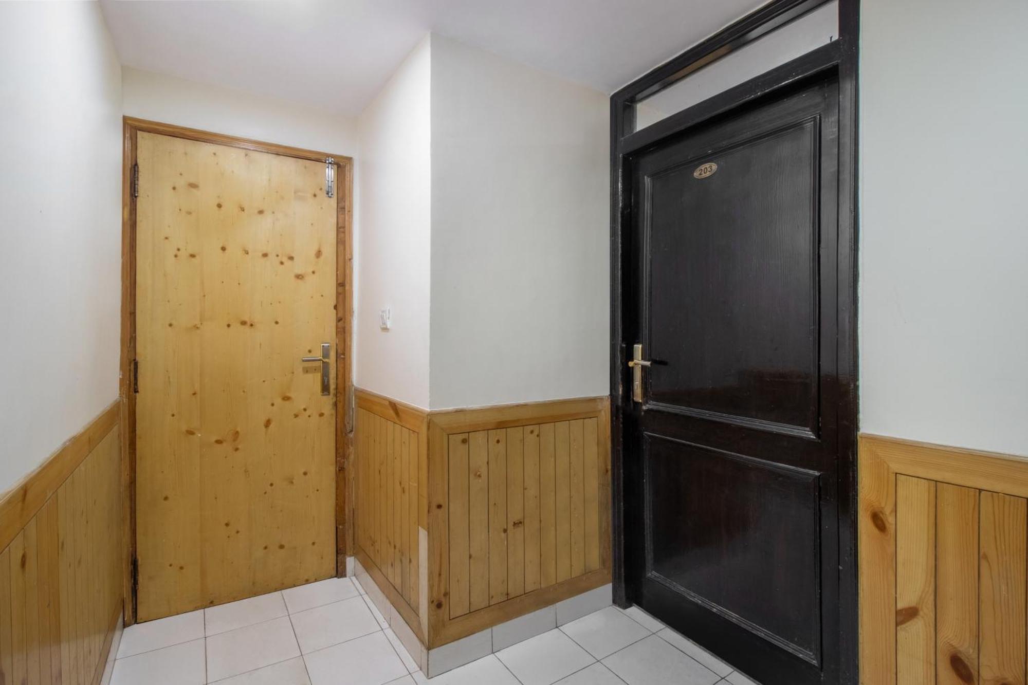 Itsy Hotels Avantika With Forest View Shimla Eksteriør billede