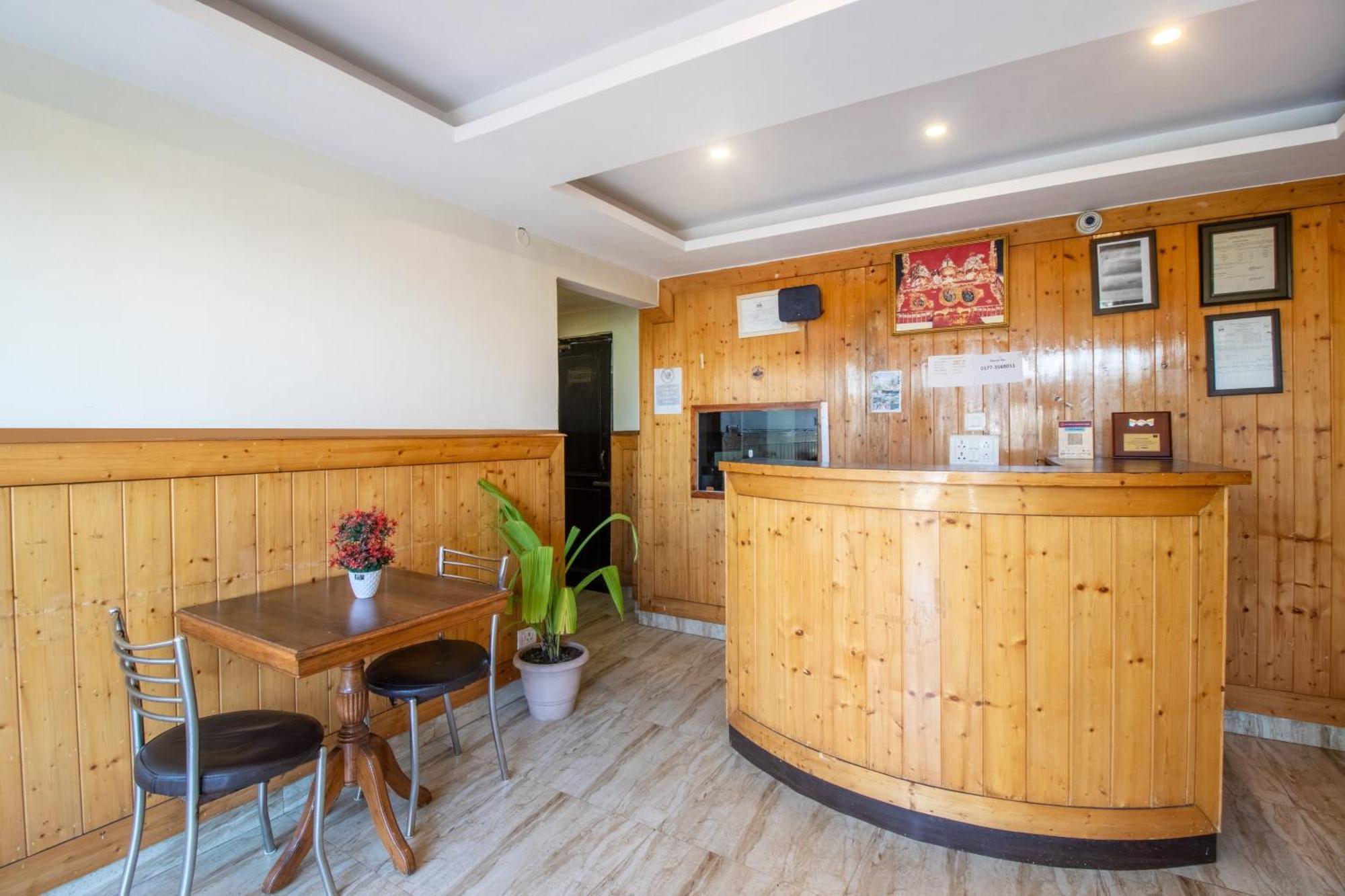 Itsy Hotels Avantika With Forest View Shimla Eksteriør billede